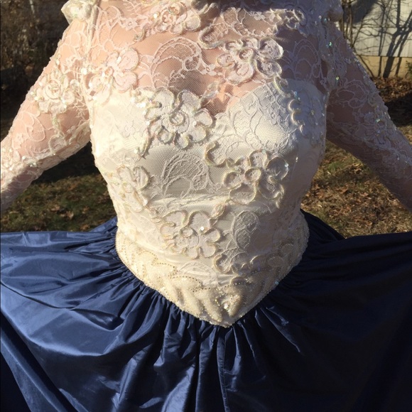 Cinderella ball gown - Picture 8 of 8